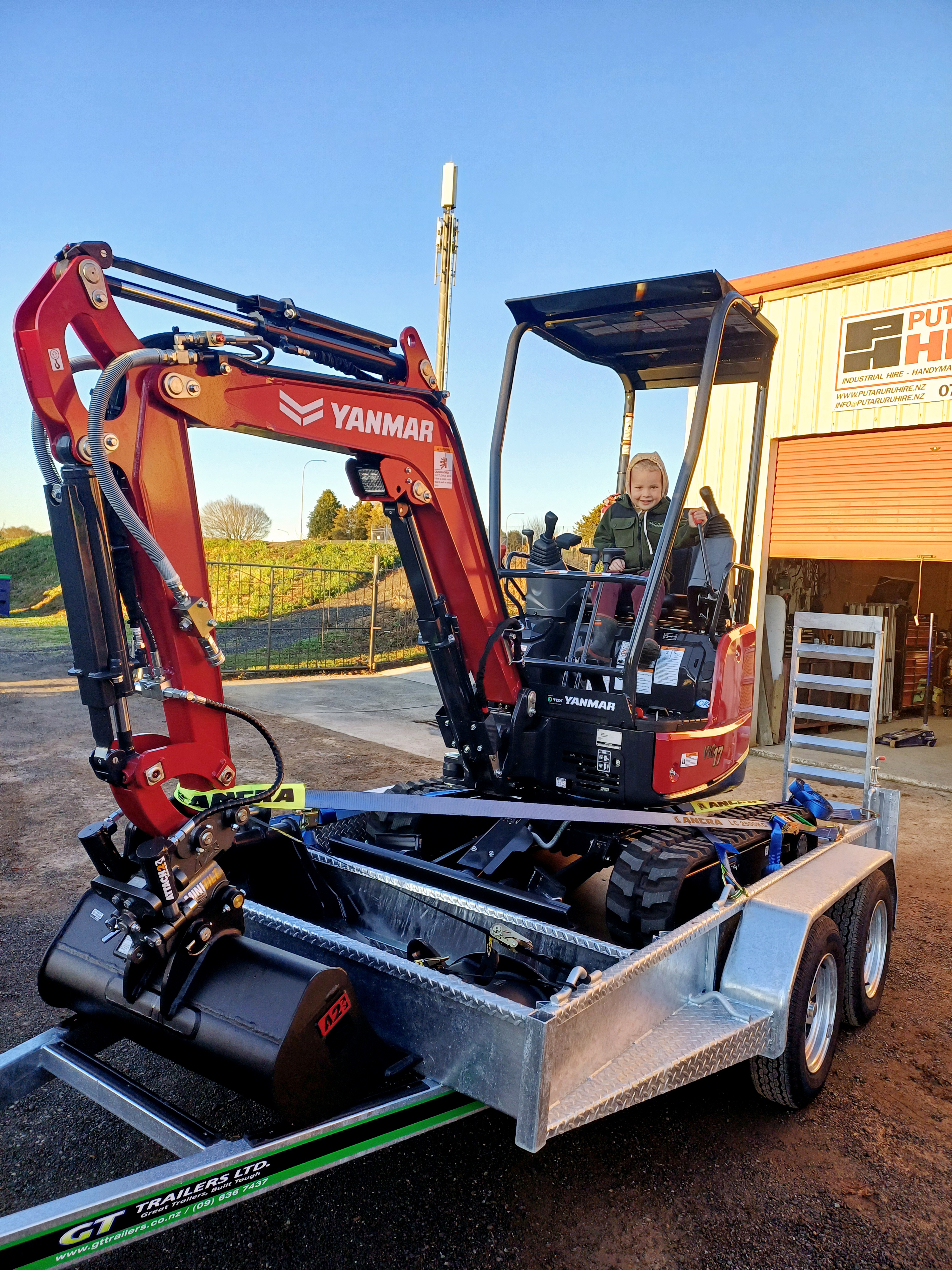 Excavator Digger 1.7 Ton Yanmar